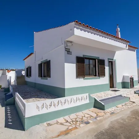 Villa Casa Nova - Privat Pool & Bbq & Salgados Beach & Salgados Golf *